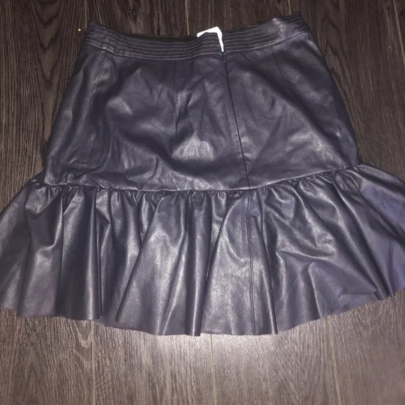 REBECCA TAYLOR NAVY BLUE VEGAN LEATHER SKIRT SZ 6 - Picture 5 of 7